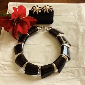 Napier black onyx type and silver colored link  necklace.